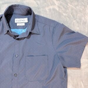 Mizzen+Main Medium Trim Fit Performance Short Sleeve Button Up Shirt Blue Dot